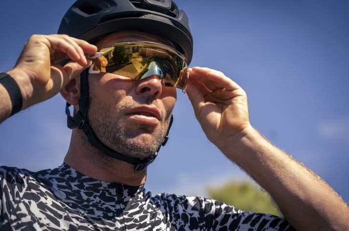 Oakley – slogovna kolesarska oblačila, čelade, torbe in več